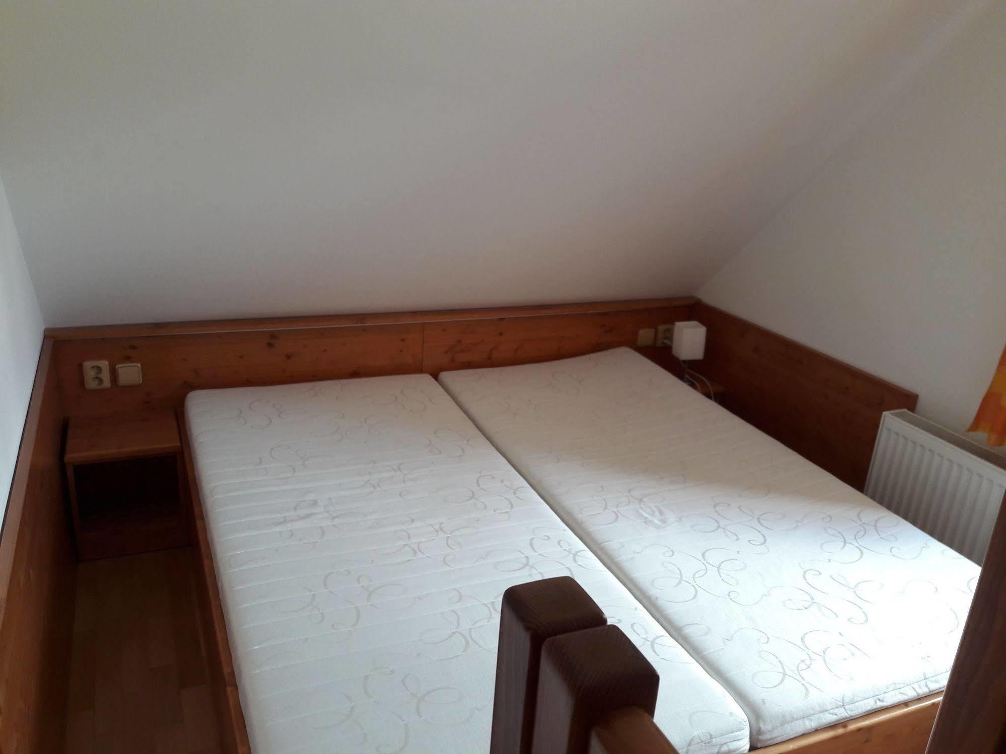 Hotel Lidicka Bouda Pec pod Snezkou Bagian luar foto